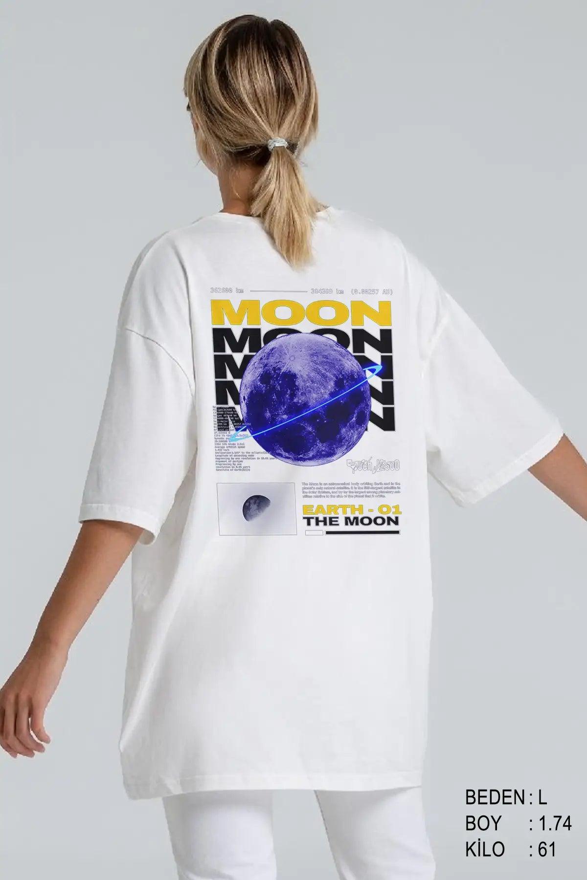 The Moon Oversize Woman T-shirt
