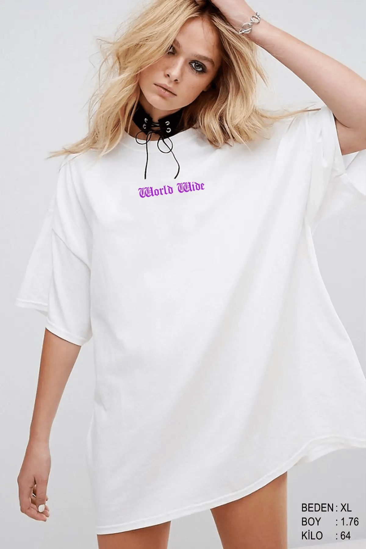 Chaotic Oversize Woman T-shirt